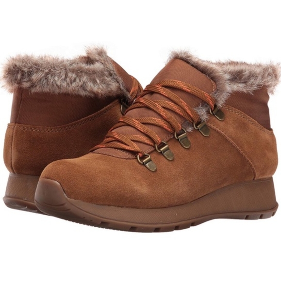 BareTraps Shoes - Bare Traps Grazi suede leather winter boots
